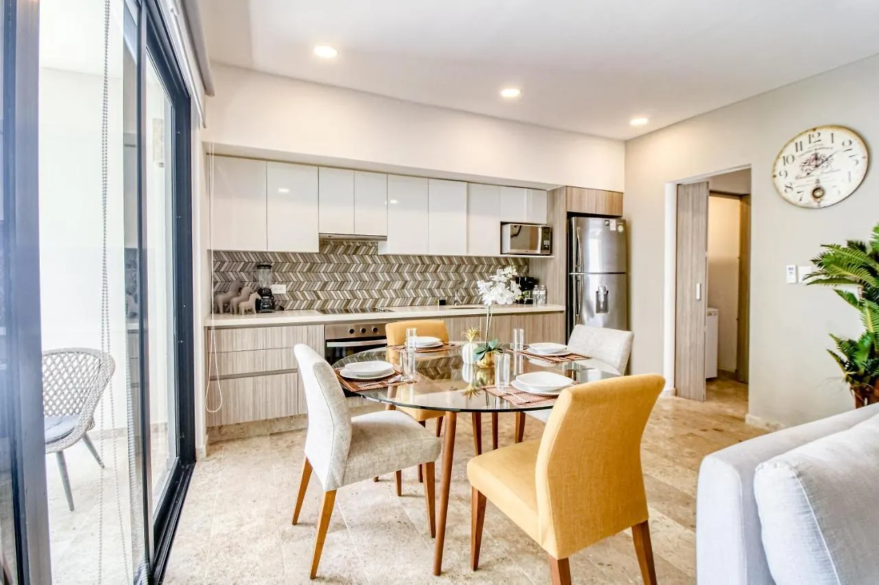 شقة Pura Playa Condominios # 401, Golden Sands بلايا ديل كارمن المكسيك